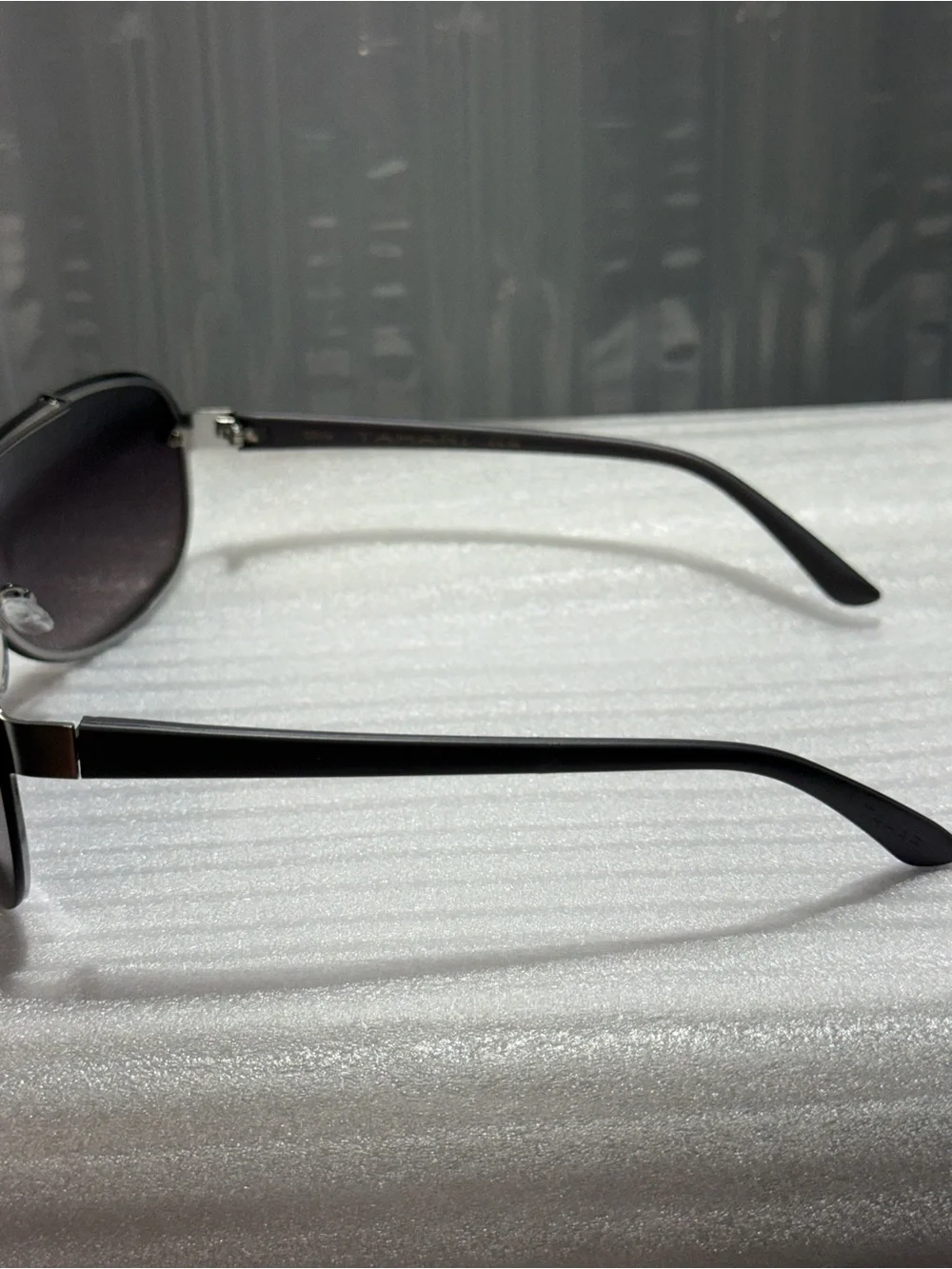 Tahari TM136 MSLV Rimless Shield Sunglasses Y2K Black Wrap Around-New-Unisex
